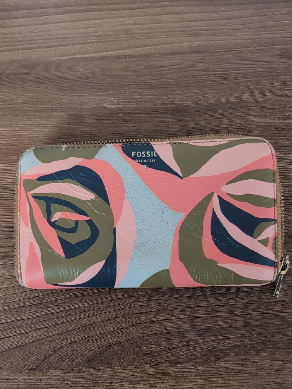 Fossil Leather Carryall Wallet